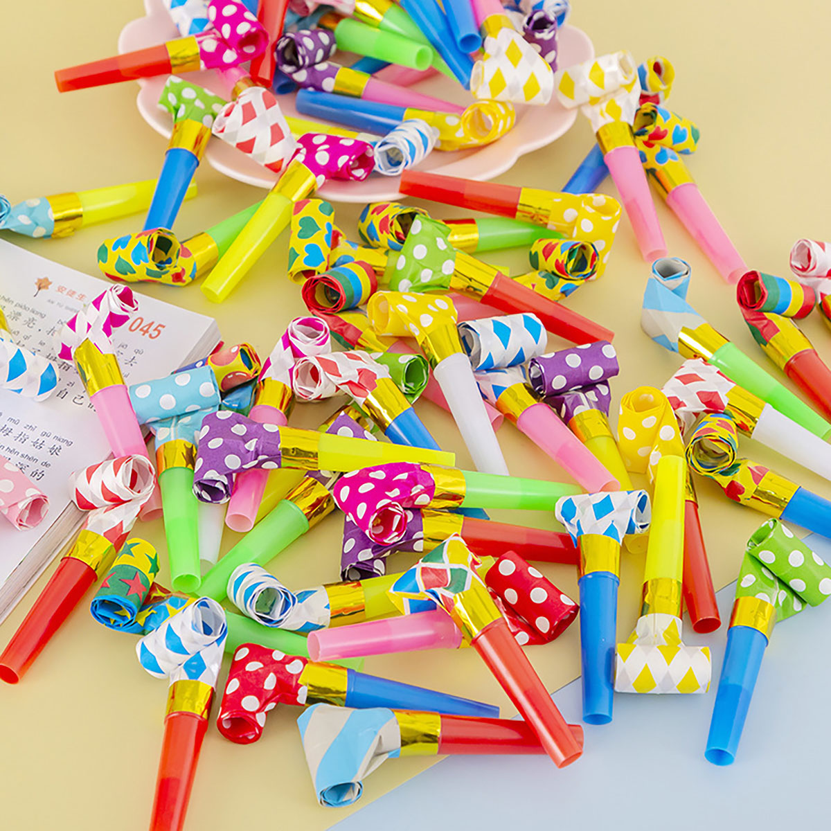 30PCS Colorful Whistles Toy Fu - Party Games Engagement review and price